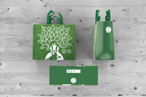 La bolsa reutilizable de polipropileno trenzado (100%plastico) es una bolsa de gran resistencia. Su durabilidad garantizan su reutilización. Ideal para el uso diario.
 Ventajas de la rafia, con respecto a otras reutilizables:


Más resistente al peso y al punzamiento.


Es material 100% reciclado.


Se pueden conseguir impresiones de calidad fotográfica.


Utilización como soporte de marketing.


SOLICITA PRESUPUESTO